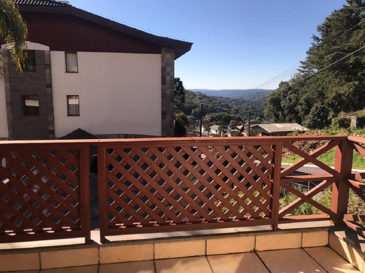 Apart-hotel em Gramado, padrão 4 estrelas, no centro Exterior foto